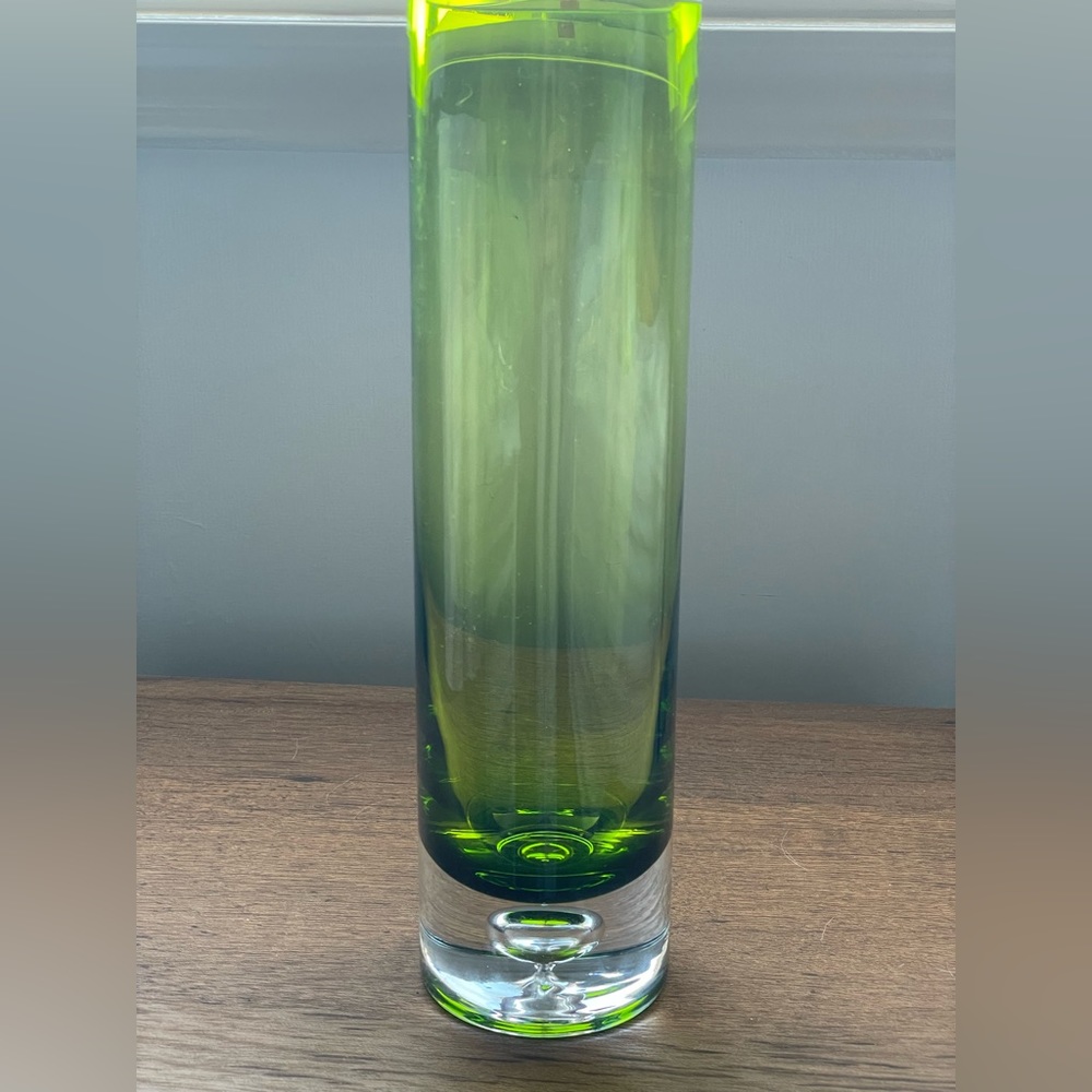 Badash Manhattan Green  Galaxy 11.25-Inch Cylinder Vase w/Clear Bubble Base